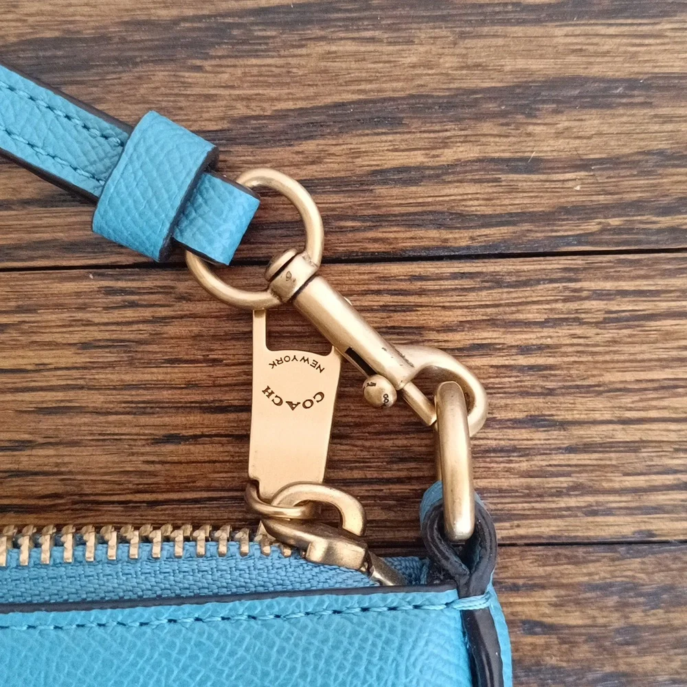 NWOT Coach Blue Cross Body Bag - Picture 5 of 10